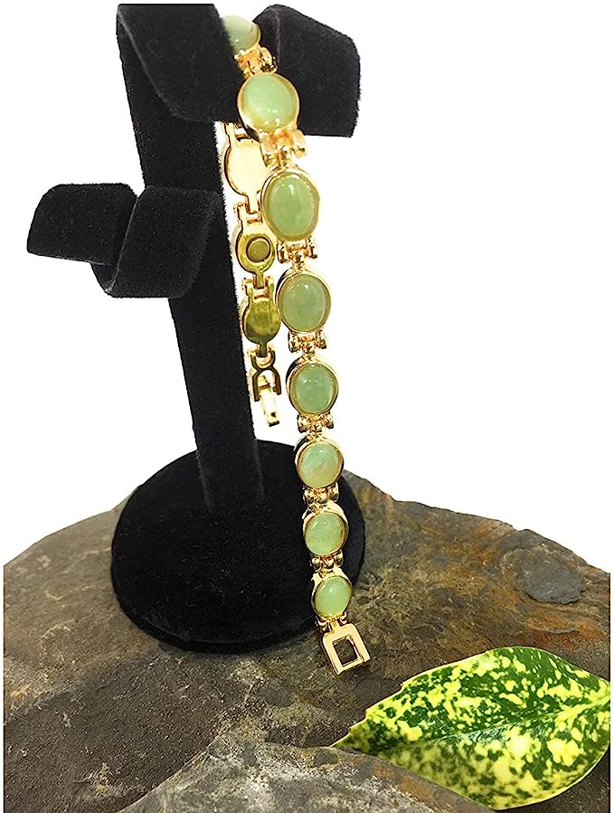 Ladies Magnetic Therapy Bracelet for Women | Semi Precious Green Crystal Gemstones - Fully Adjustable - Presented in a Gift Box (Silver Plated)