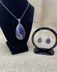 Ladies Matching Jewellery Set for Women - Teardrop Design Necklace Pendant & Drop Earrings - With Jewellery Gift Box