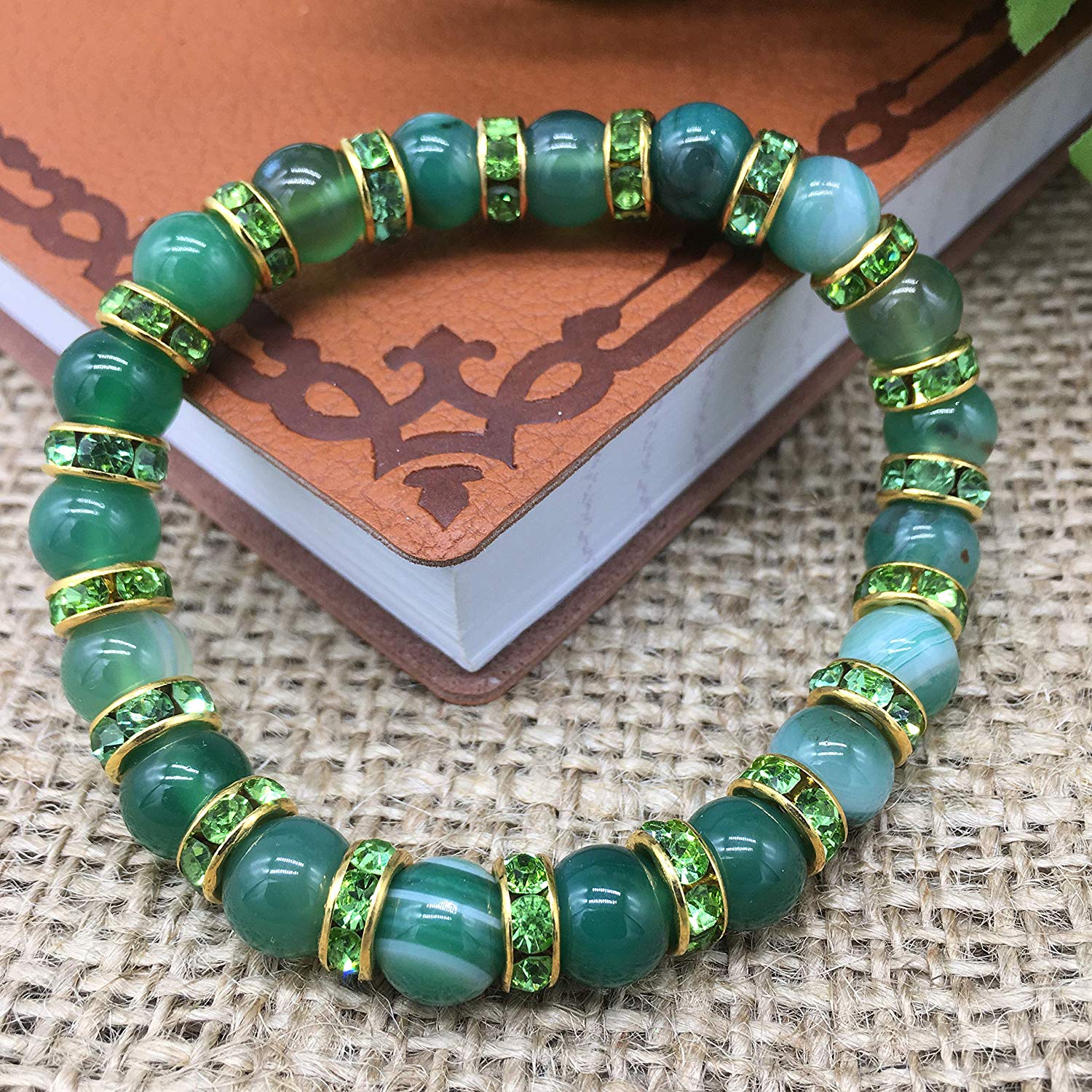 Ladies Spiritual Bracelet for Women- Gorgeous Green Natural Agate Beads &amp; Sparkling Rhinestone Crystals - Woman&#39;s Spiritual Balance Bracelet with Jewellery Gift Box - Gemstones